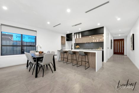 Property photo of 22 Adansonia Circuit Mickleham VIC 3064