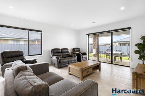 Property photo of 13 Obrien Drive Alfredton VIC 3350