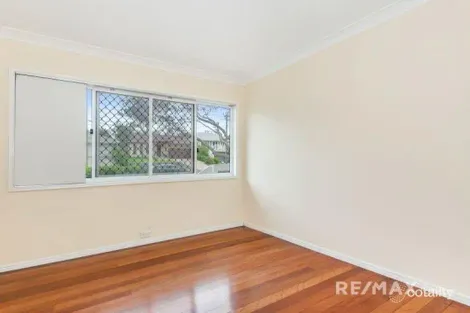 Property photo of 27 Stephenson Street Oxley QLD 4075