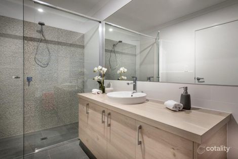 Property photo of 2 Cumberland Way Bassendean WA 6054