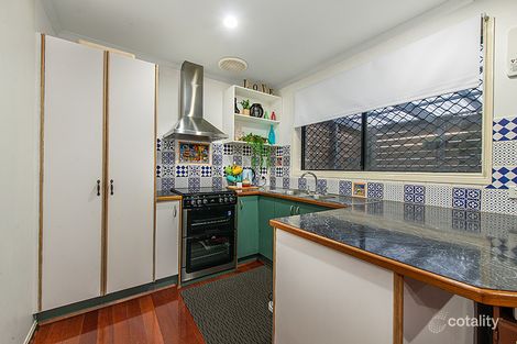 Property photo of 5 Tauna Place Cranbourne West VIC 3977