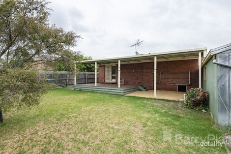 Property photo of 7 Waitara Avenue Keysborough VIC 3173