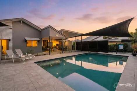 Property photo of 8 Valleyview Place Terranora NSW 2486