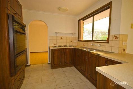 Property photo of 45 Harold Lea Way Hackham SA 5163