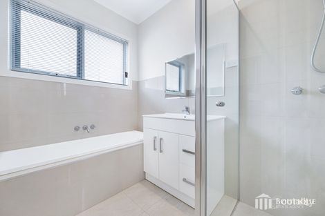 Property photo of 21 Mauve Street Pakenham VIC 3810