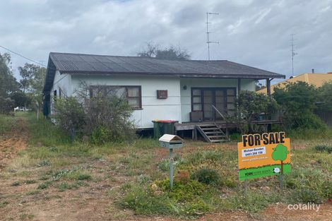 28 Edwards St, Beverley, WA 6304