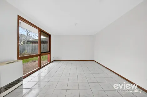 Property photo of 21 Wallara Road Werribee VIC 3030