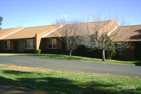 Property photo of 4/17 Bedford Avenue Dubbo NSW 2830