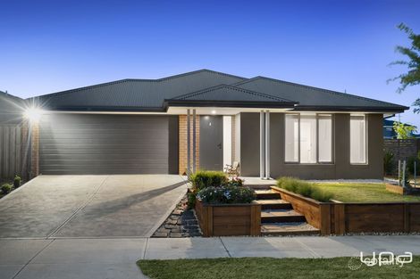 2 Silage Way, Wyndham Vale, VIC 3024