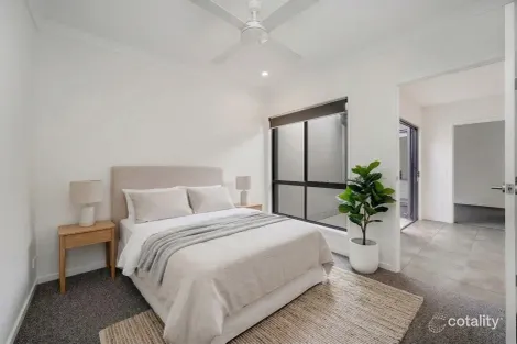 Property photo of 3 Broadleaf Walk Palmview QLD 4553