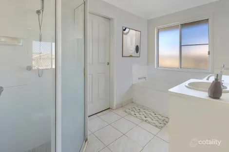 Property photo of 10 Ben Nevis Street Beaconsfield QLD 4740