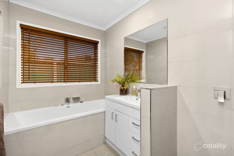 Property photo of 13 Kinta Court Strathfieldsaye VIC 3551