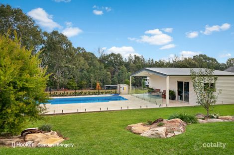 Property photo of 12 Pepperfields Place Grasmere NSW 2570