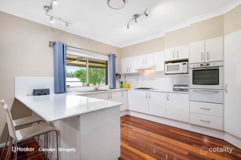 Property photo of 12 Pepperfields Place Grasmere NSW 2570