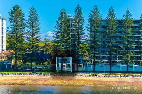 Property photo of 2/16 Prince Edward Parade Redcliffe QLD 4020