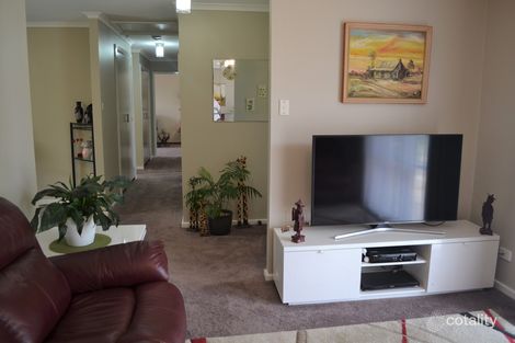 Property photo of 12 Lindsay Drive Morphett Vale SA 5162