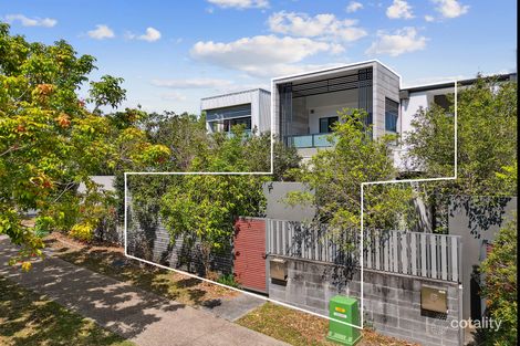 Property photo of 4 Fairlight Avenue Robina QLD 4226