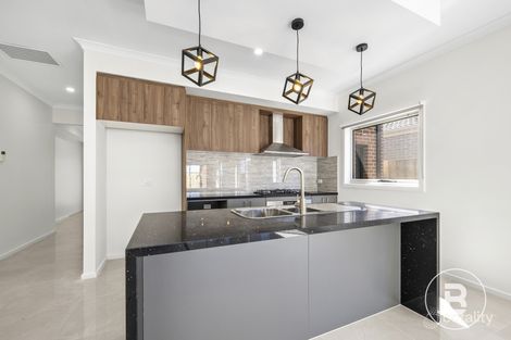 Property photo of 37 Presentation Boulevard Winter Valley VIC 3358