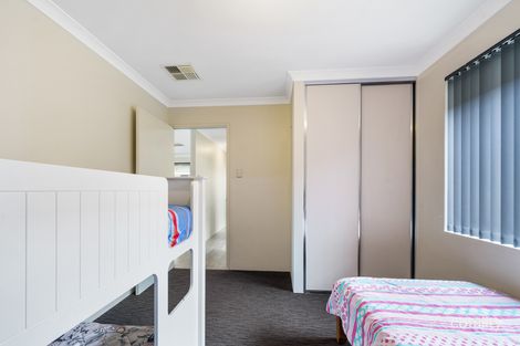 Property photo of 13 Passendale Crescent Piara Waters WA 6112
