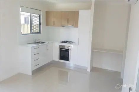 Property photo of 2 Honeybee Lane Burnside QLD 4560