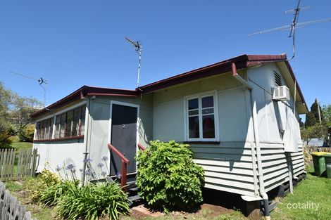 2/19-21 West St, Newtown, QLD 4350