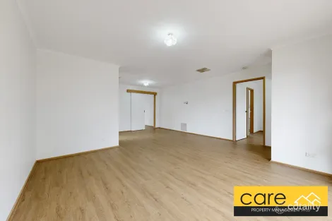 Property photo of 11 Gleneadie Close Hampton Park VIC 3976