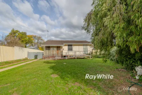 1 Vine Ct, Ouyen, VIC 3490