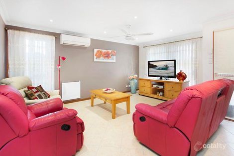 Property photo of 2/87 Pur Pur Avenue Lake Illawarra NSW 2528