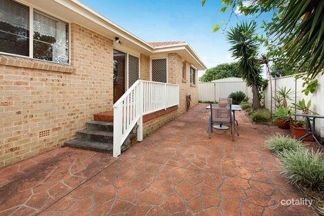 Property photo of 2/87 Pur Pur Avenue Lake Illawarra NSW 2528