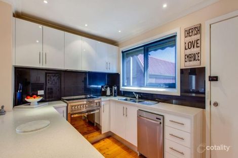 Property photo of 6 Hermitage Rise Narre Warren VIC 3805