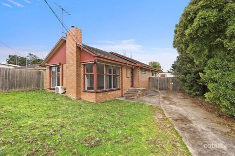 Property photo of 2 Omaroo Road Frankston VIC 3199