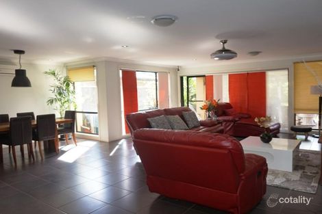 Property photo of 22 Holland Avenue Ropes Crossing NSW 2760