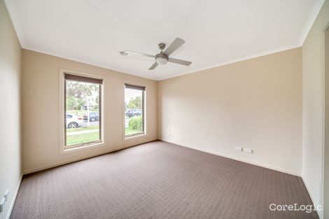 Property photo of 23 Rannoch Street Cranbourne East VIC 3977