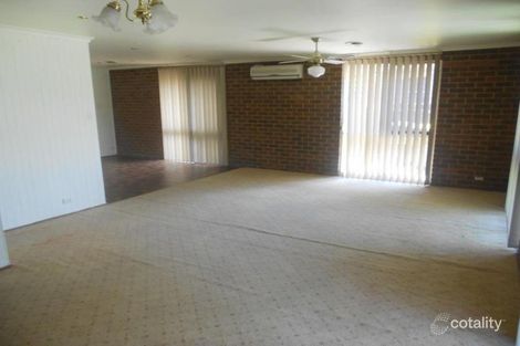 Property photo of 8 Penza Court Keilor Downs VIC 3038