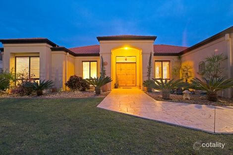 Property photo of 3 Parkwater Point Helensvale QLD 4212