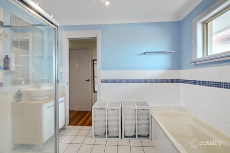 Property photo of 19 Wanda Road Upper Mount Gravatt QLD 4122