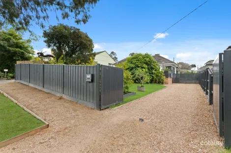 73 MCMAHONS RD, FRANKSTON, VIC 3199