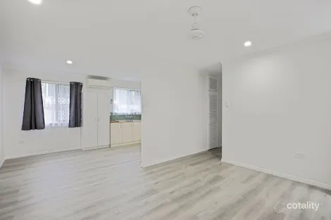 Property photo of 10 Wallmans Road Rural View QLD 4740