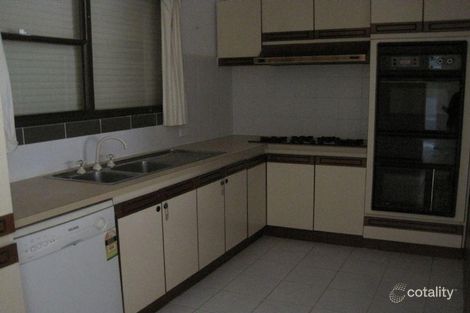 Property photo of 4 Rhyll Court Westmeadows VIC 3049