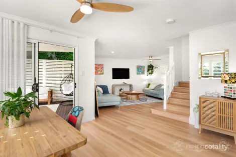 Property photo of 4/396 Upper Cornwall Street Coorparoo QLD 4151