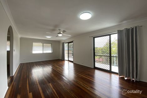 Property photo of 19 Harvest Street Mansfield QLD 4122
