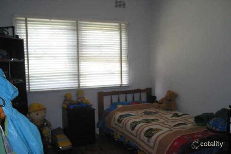 Property photo of 13 Paul Crescent South Wentworthville NSW 2145