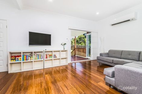Property photo of 26 Brisbane Corso Fairfield QLD 4103