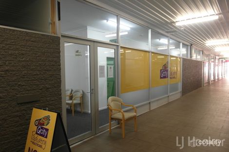 9 Monaro St, Queanbeyan, NSW 2620