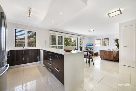 Property photo of 2/21 Albatross Avenue Mermaid Beach QLD 4218