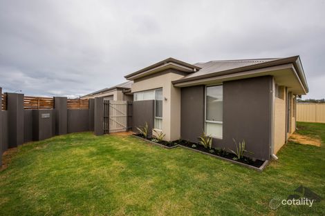 2 Staddon Lane, Beachlands, WA 6530