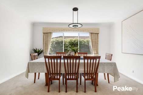 Property photo of 41 Lawrence Drive Berwick VIC 3806