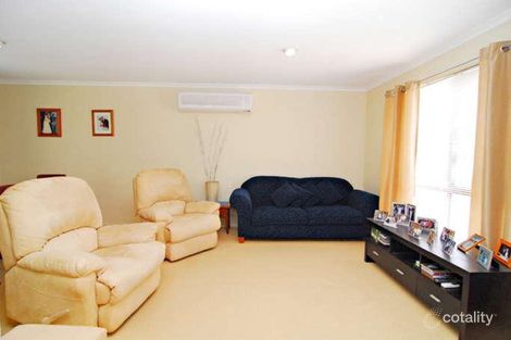 Property photo of 10 Aspen Court Regents Park QLD 4118