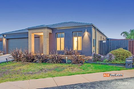 Property photo of 16 Fieldwren Drive Williams Landing VIC 3027