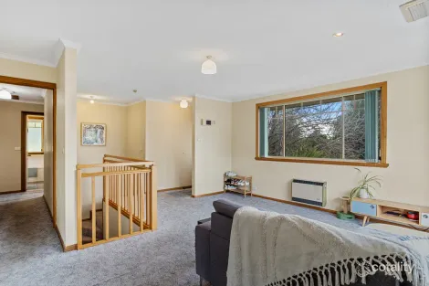 Property photo of 2/22 Summerhill Road West Hobart TAS 7000